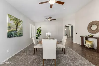 17845 W Hearn Road, Surprise, AZ 85388 - Photo 6