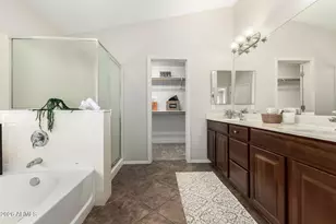 17845 W Hearn Rd, Surprise, AZ 85388 - Photo 16