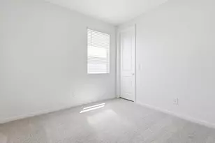 7760 N 78th Dr, Glendale, AZ 85303 - Photo 10