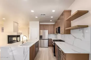 2335 W Muirfield Dr, Anthem, AZ 85086 - Photo 1