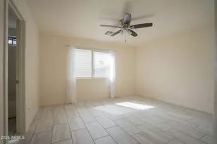 8563 W Mission Ln, Peoria, AZ 85345 - Photo 16