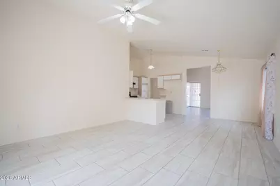 8563 W Mission Lane, Peoria, AZ 85345 - Photo 10