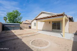 8563 W Mission Ln, Peoria, AZ 85345 - Photo 24