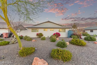 2421 N 68th Street, Scottsdale, AZ 85257 - Photo 2