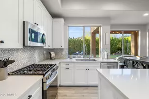 10358 E Bahia Dr, Scottsdale, AZ 85255 - Photo 6