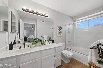 516 W Smoke Tree Road, Gilbert, AZ 85233 - Photo 6