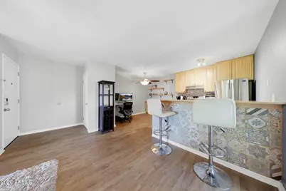 5525 E Thomas Road #R 16, Phoenix, AZ 85018 - Photo 6