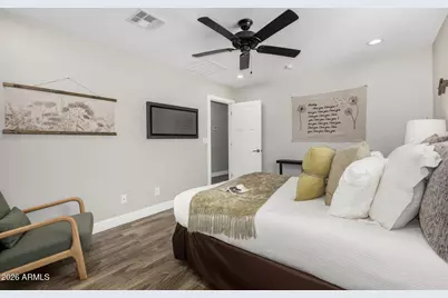 5714 S 12th Lane, Phoenix, AZ 85041 - Photo 14