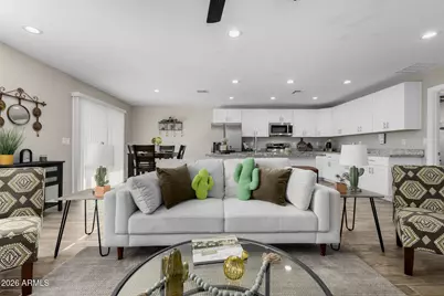 5714 S 12th Lane, Phoenix, AZ 85041 - Photo 6