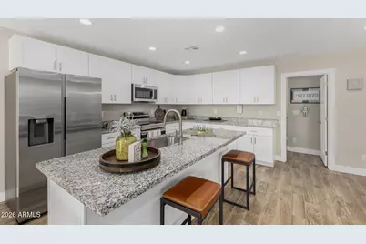 5714 S 12th Lane, Phoenix, AZ 85041 - Photo 12