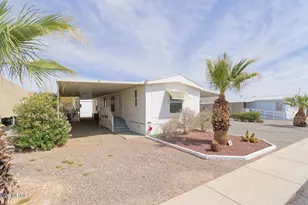 490 N Moon Mountain Ave, Quartzsite, AZ 85346 - Photo 2