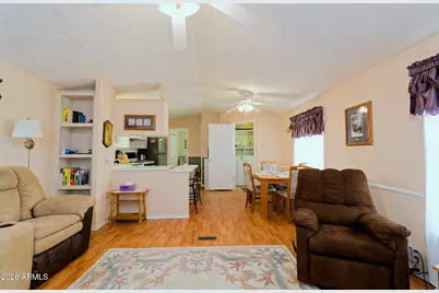 490 N Moon Mountain Avenue #6, Quartzsite, AZ 85346 - Photo 8