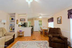 490 N Moon Mountain Ave, Quartzsite, AZ 85346 - Photo 8