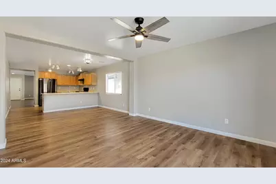 10201 N 115th Drive, Youngtown, AZ 85363 - Photo 12