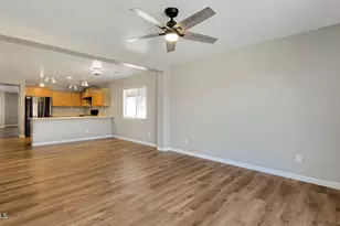 10201 N 115th Dr, Youngtown, AZ 85363 - Photo 12