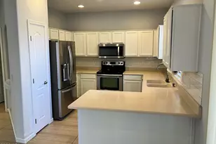 7392 W Tierra Buena Ln, Peoria, AZ 85382 - Photo 4