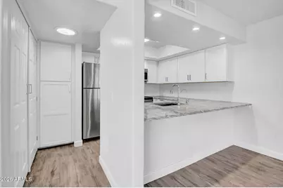 2811 N 61st Place N, Scottsdale, AZ 85257 - Photo 12