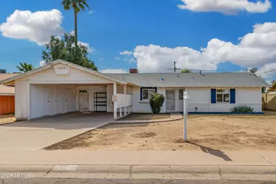 3945 W Orange Drive, Phoenix, AZ 85019 - Photo 2