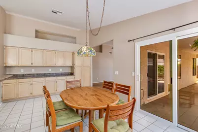 8645 W Maui Lane, Peoria, AZ 85381 - Photo 8