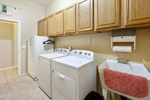 2997 E Parkview Dr, Gilbert, AZ 85295 - Photo 24