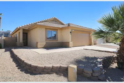 5915 N 68th Avenue, Glendale, AZ 85303 - Photo 1