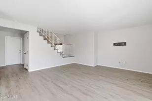 941 E Potter Dr, Phoenix, AZ 85024 - Photo 12