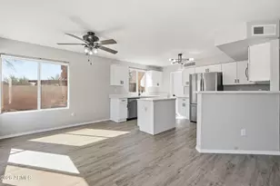 941 E Potter Dr, Phoenix, AZ 85024 - Photo 8