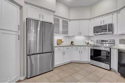 2989 N 44th Street #2039, Phoenix, AZ 85018 - Photo 2