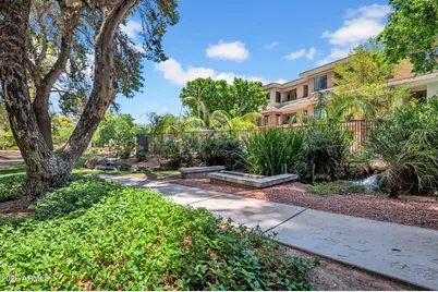 2989 N 44th Street #2039, Phoenix, AZ 85018 - Photo 30