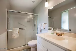 10812 W Hatcher Rd, Sun City, AZ 85351 - Photo 10