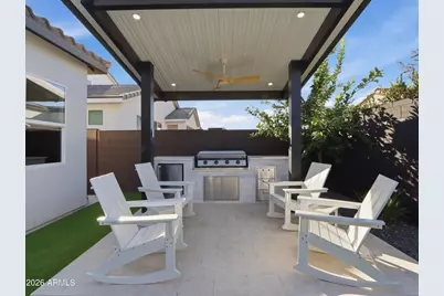 17208 W Mountainair Street, Surprise, AZ 85388 - Photo 40