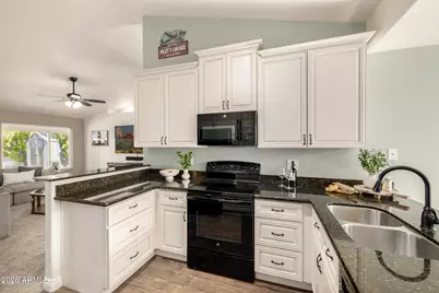 1182 E Erie Street, Chandler, AZ 85225 - Photo 8