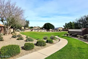 8212 W Behrend Dr, Peoria, AZ 85382 - Photo 42