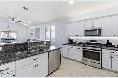 12368 W Harrison Street, Avondale, AZ 85323 - Photo 8