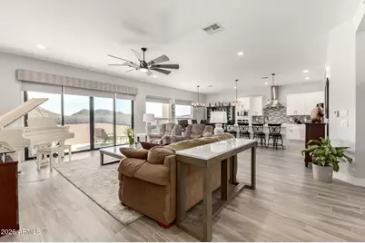 667 W Patrick Place, San Tan Valley, AZ 85143 - Photo 14