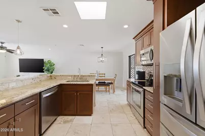 38 W Hillview Street, Mesa, AZ 85201 - Photo 14