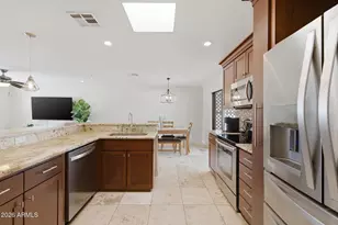 38 W Hillview St, Mesa, AZ 85201 - Photo 14