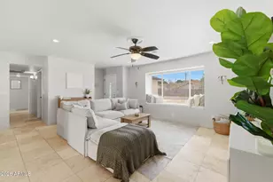 38 W Hillview St, Mesa, AZ 85201 - Photo 2