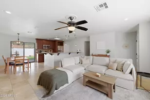 38 W Hillview St, Mesa, AZ 85201 - Photo 10