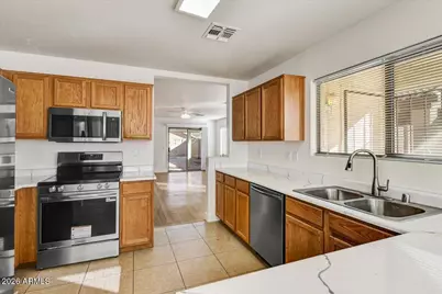 11432 W Sheridan Street, Avondale, AZ 85392 - Photo 6