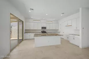 20404 N 222nd Dr, Surprise, AZ 85387 - Photo 10