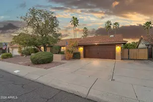5516 E Beck Ln, Scottsdale, AZ 85254 - Photo 34
