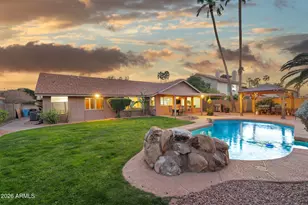 5516 E Beck Ln, Scottsdale, AZ 85254 - Photo 2