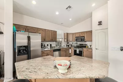 18258 W Addie Lane, Surprise, AZ 85374 - Photo 14