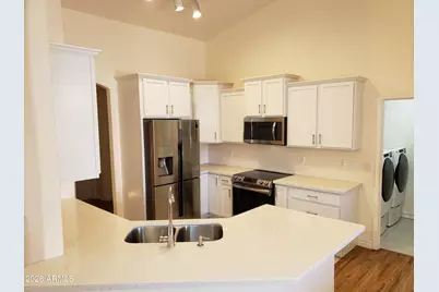 678 W Fremont Drive, Tempe, AZ 85282 - Photo 2
