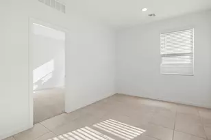 33077 N Noir Dr, San Tan Valley, AZ 85143 - Photo 6