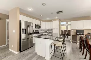 12125 N 68th Ln, Peoria, AZ 85345 - Photo 8