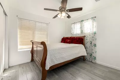 12125 N 68th Lane, Peoria, AZ 85345 - Photo 14