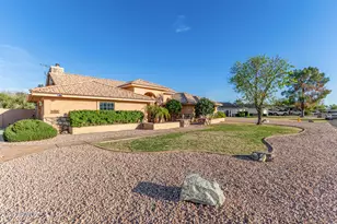 7419 N 79th Ln, Glendale, AZ 85303 - Photo 4