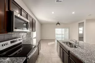 18348 W Artemisa Ave, Wittmann, AZ 85361 - Photo 16